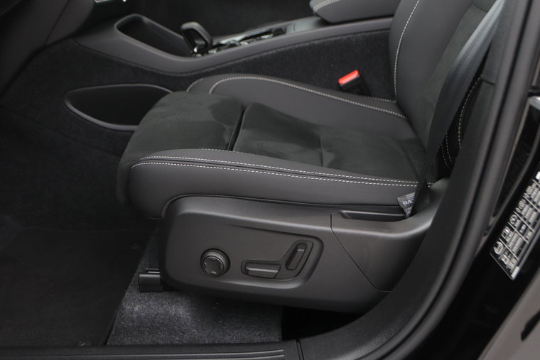 Vehicle Image 41