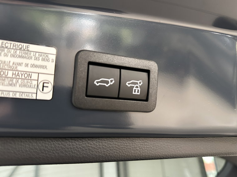 Vehicle Image 27