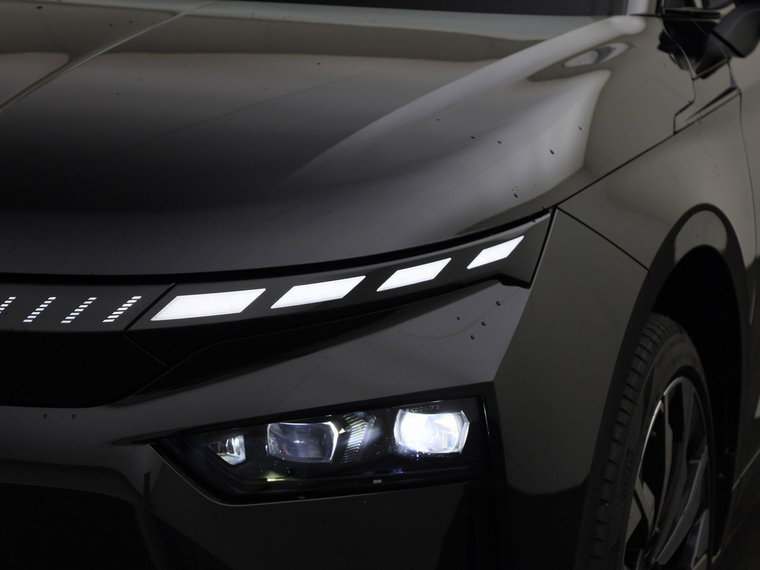 Vehicle Image 40