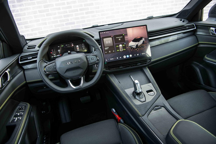 Vehicle Image 13
