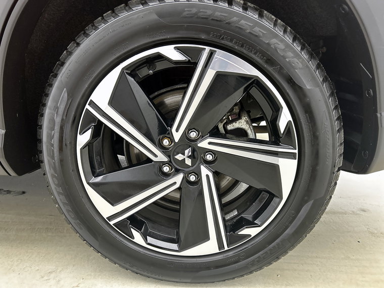 Vehicle Image 37