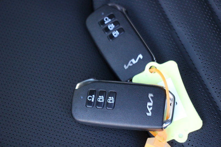 Vehicle Image 35