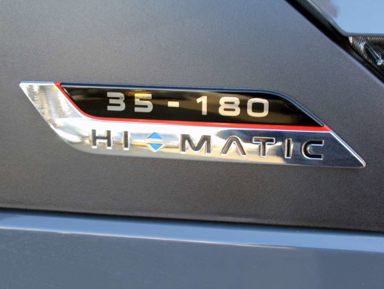 Vehicle Image 35