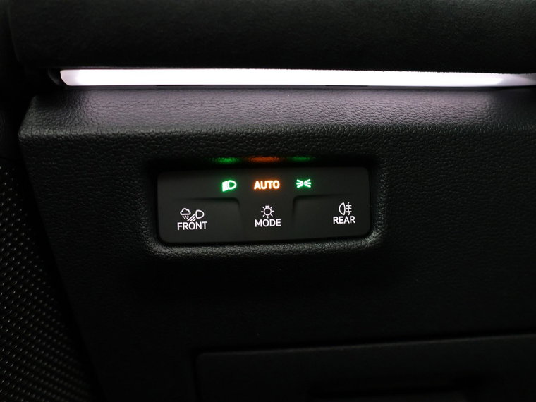Vehicle Image 24
