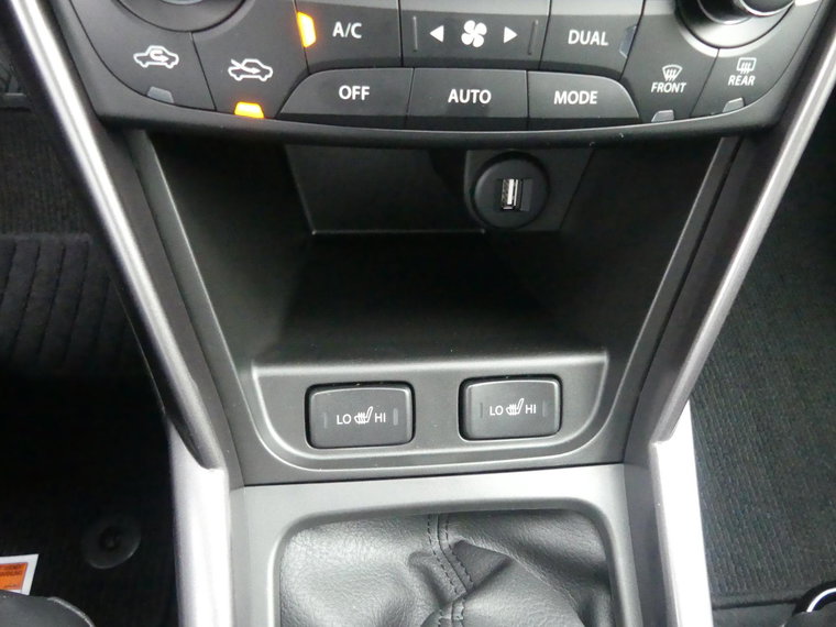 Vehicle Image 24