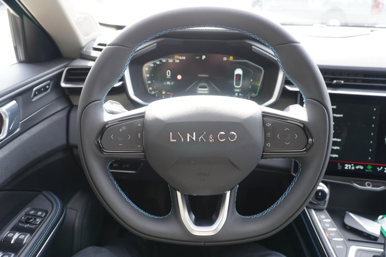 Vehicle Image 15