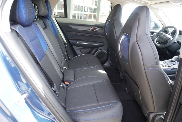 Vehicle Image 20