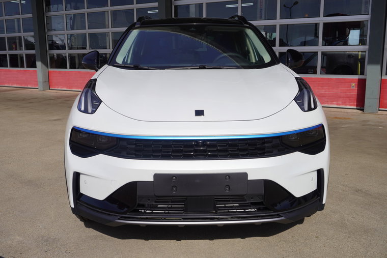 Vehicle Image 9