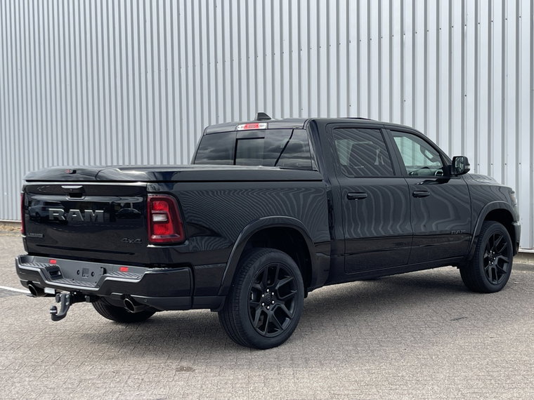 Vehicle Image 17