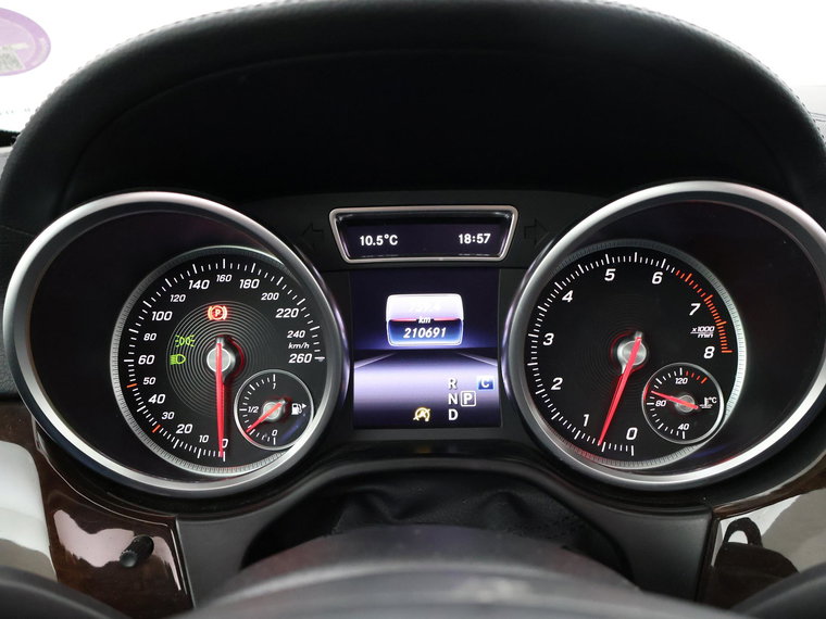 Vehicle Image 40