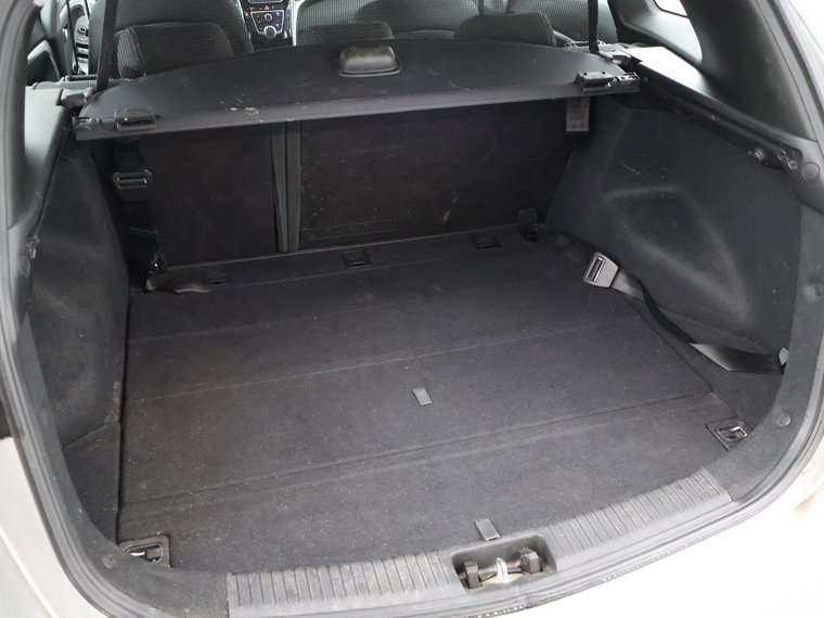 Vehicle Image 33