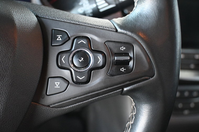Vehicle Image 26