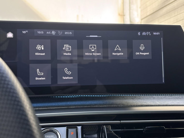 Vehicle Image 38