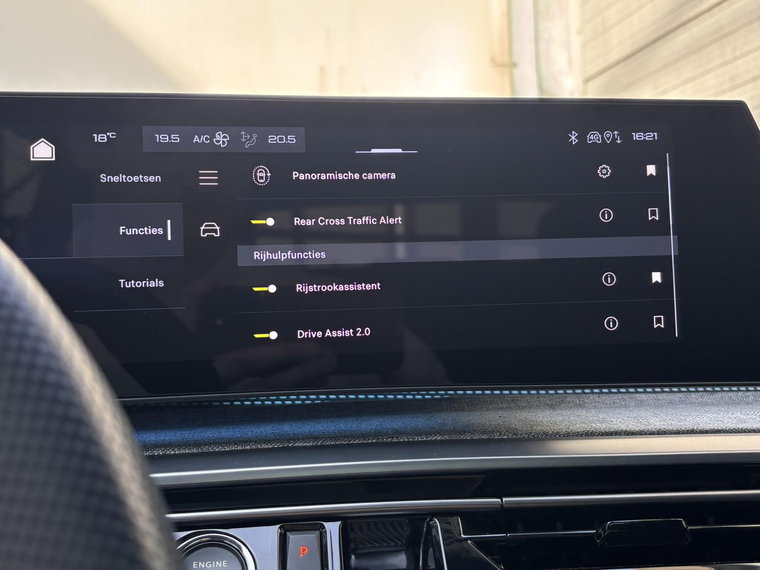 Vehicle Image 39