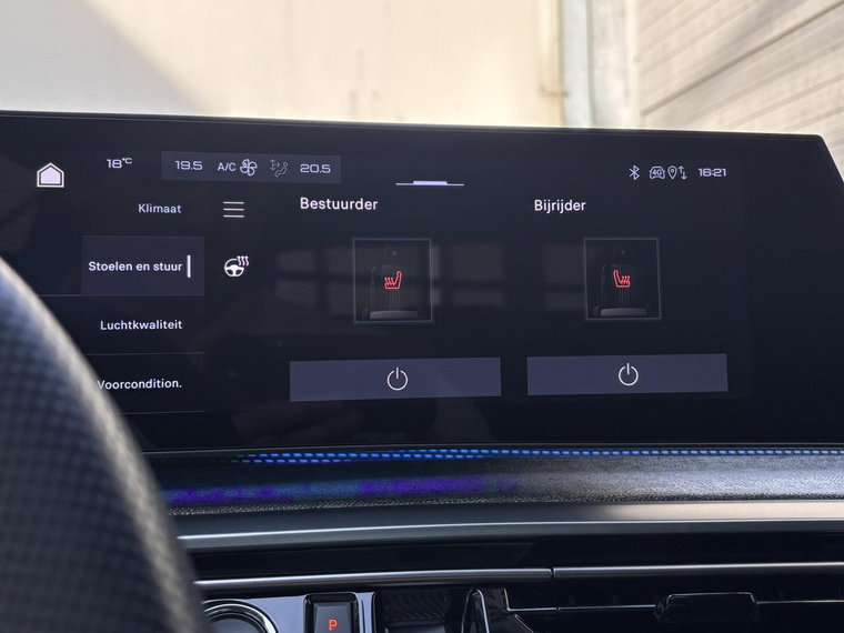 Vehicle Image 45