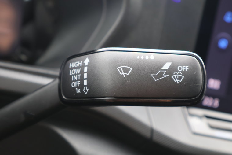 Vehicle Image 38