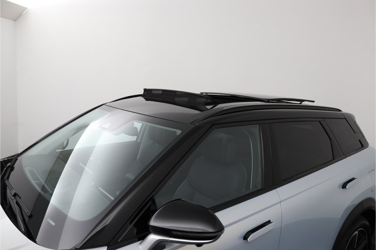 Vehicle Image 36