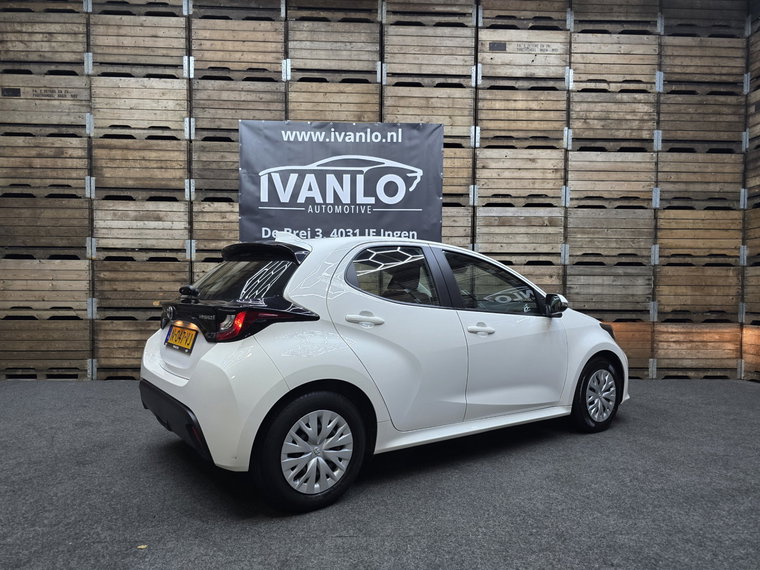 Vehicle Image 18
