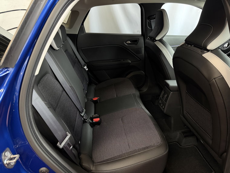 Vehicle Image 45