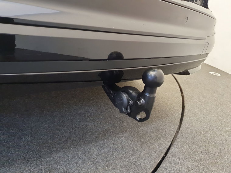 Vehicle Image 28