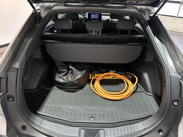 Vehicle Image 22