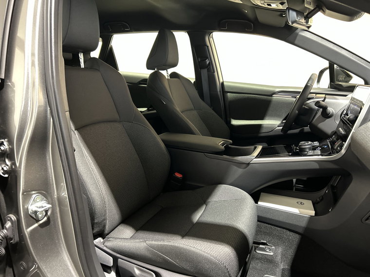 Vehicle Image 23