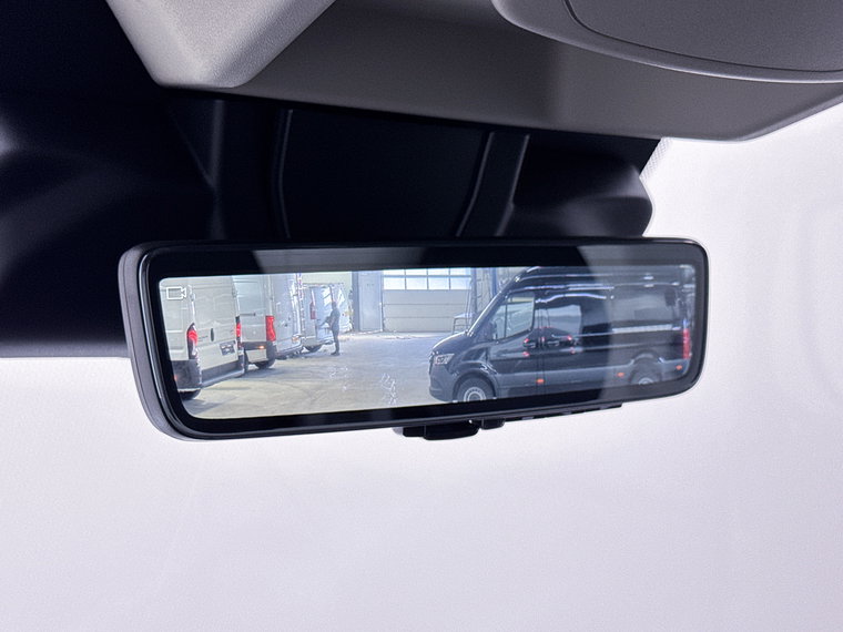 Vehicle Image 35