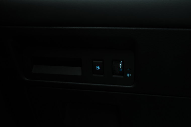 Vehicle Image 23