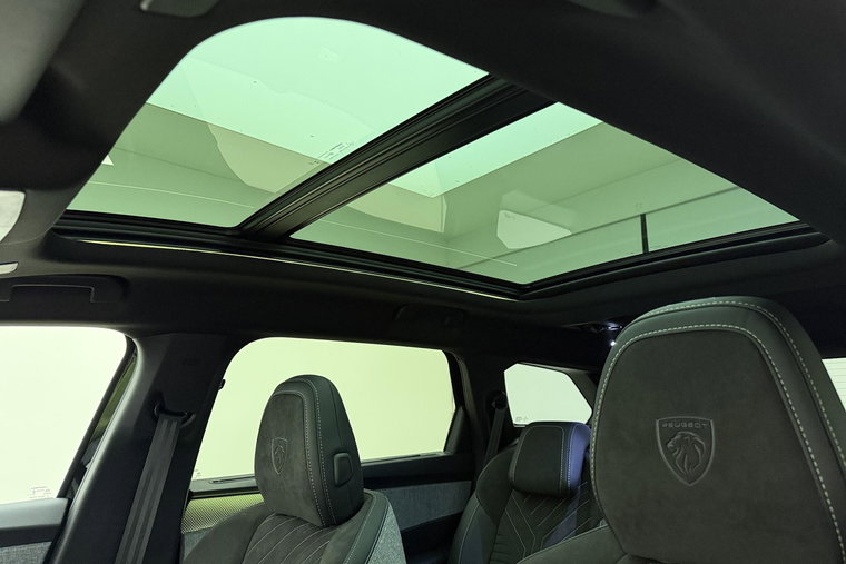 Vehicle Image 45