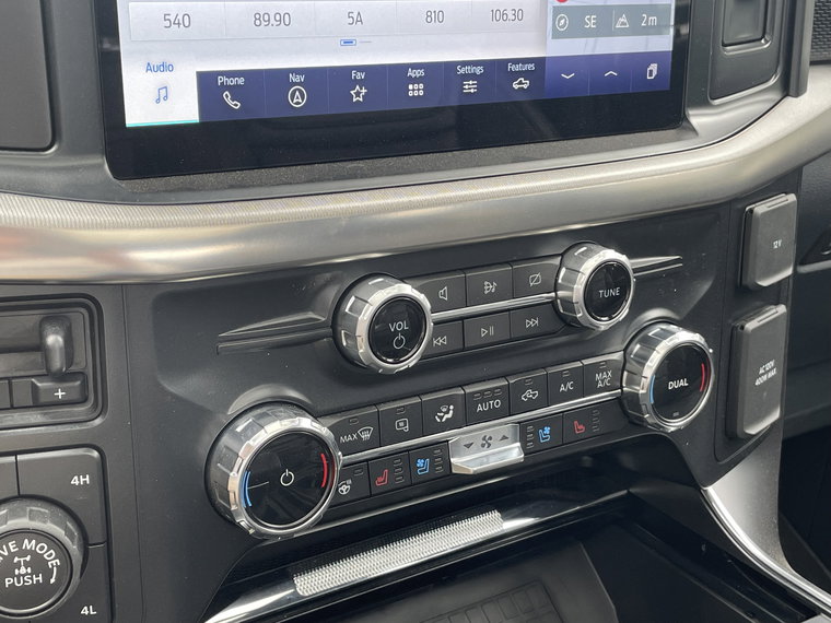 Vehicle Image 19