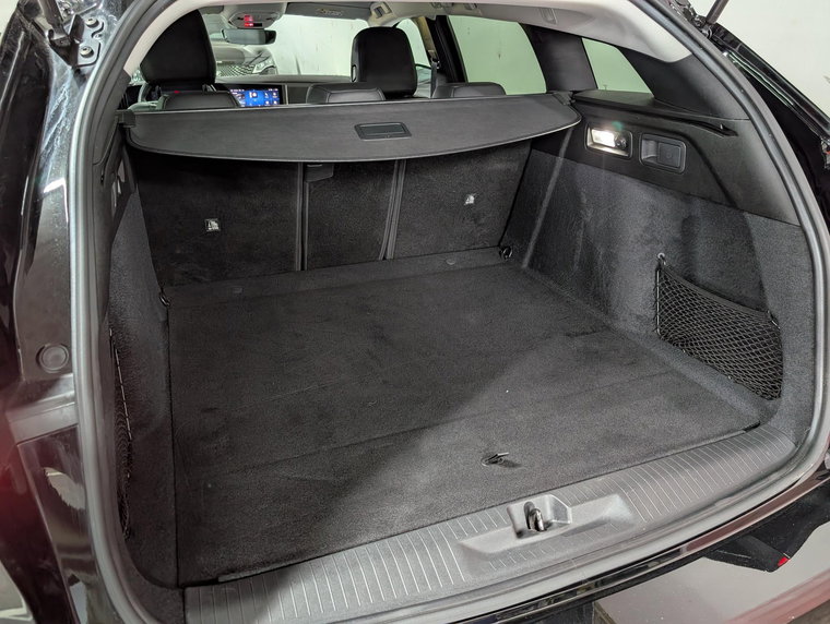 Vehicle Image 35