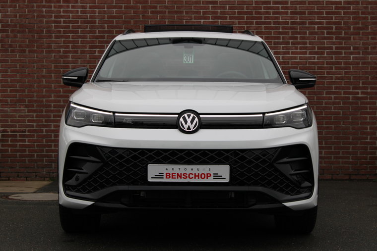 Vehicle Image 43