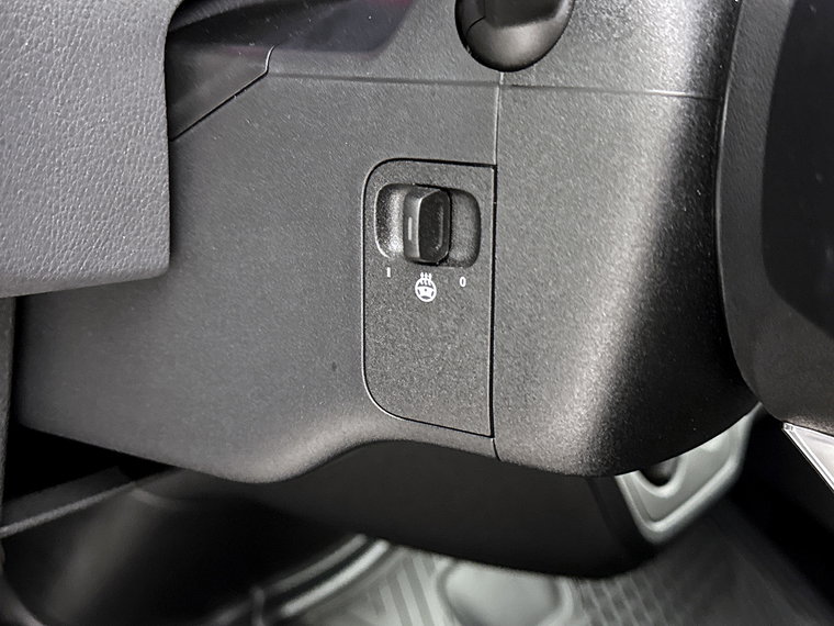 Vehicle Image 37