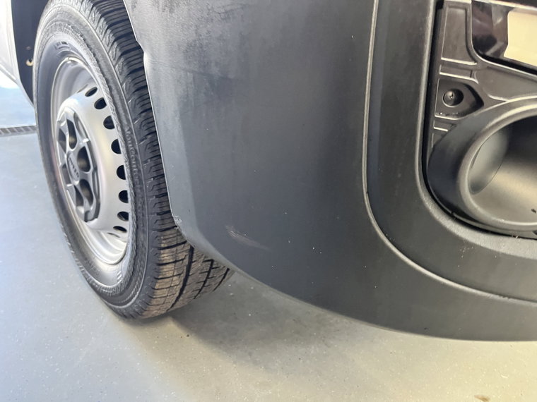Vehicle Image 37