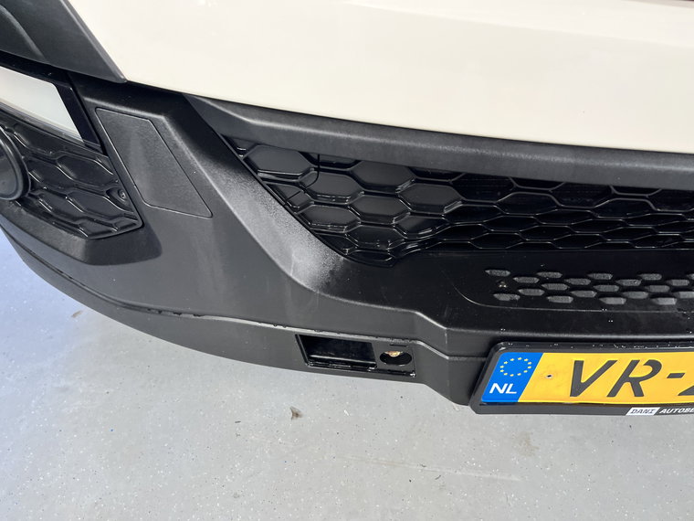 Vehicle Image 38