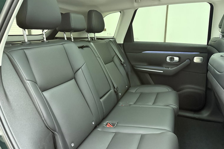 Vehicle Image 19