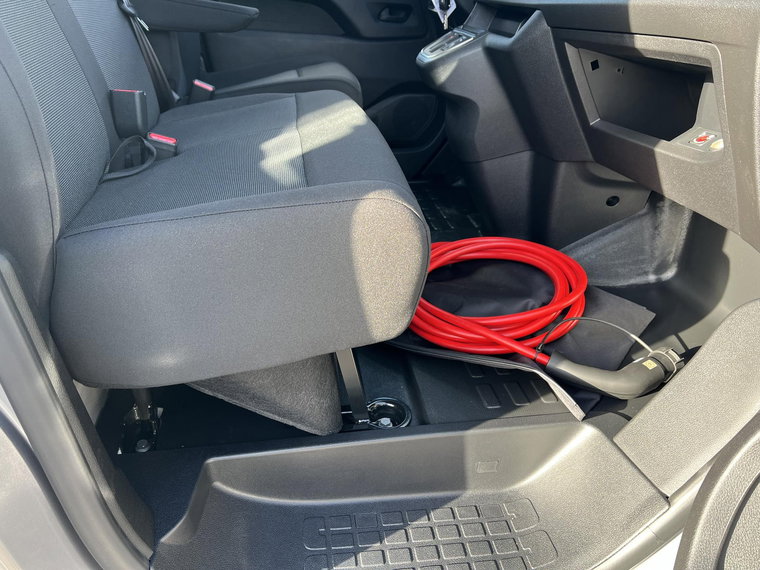 Vehicle Image 33