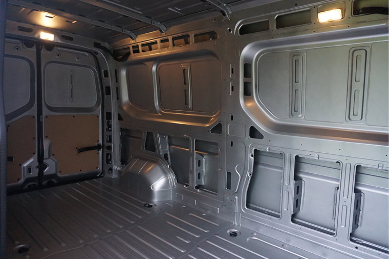 Vehicle Image 9