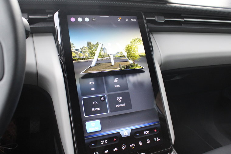 Vehicle Image 30
