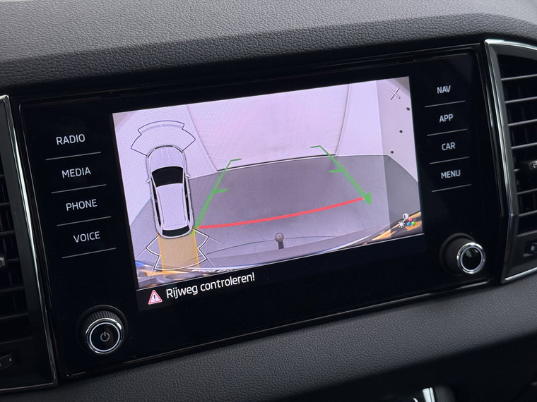 Vehicle Image 15