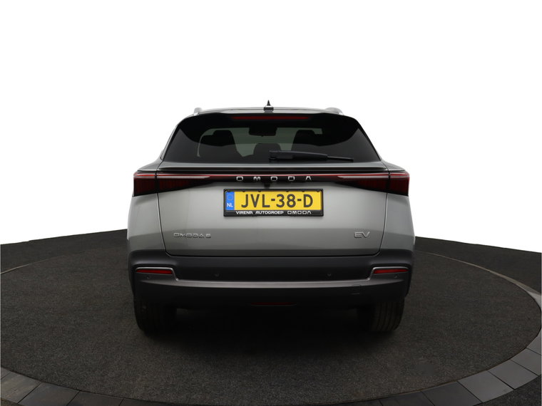 Vehicle Image 7