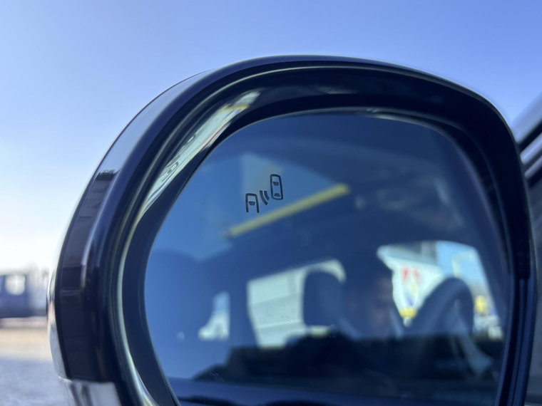 Vehicle Image 36