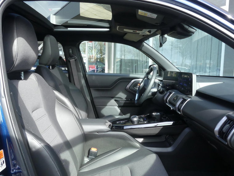 Vehicle Image 31