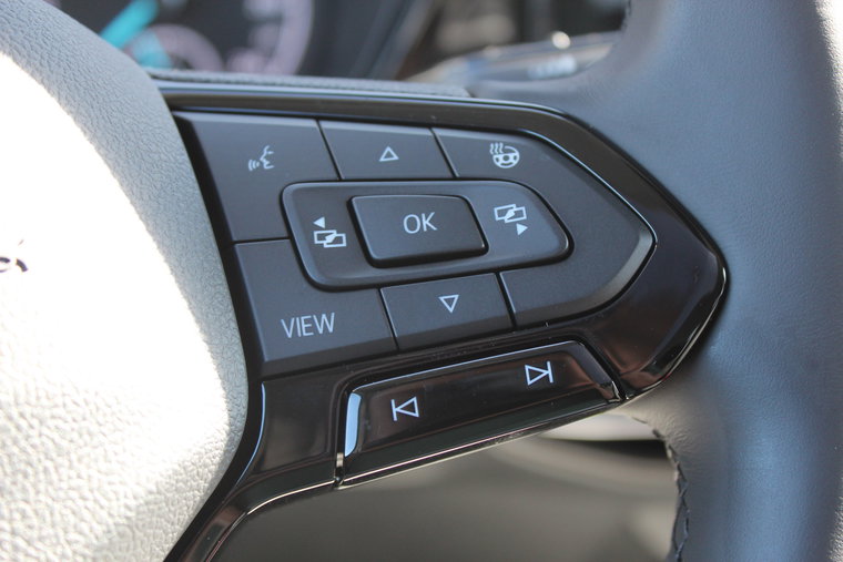 Vehicle Image 33