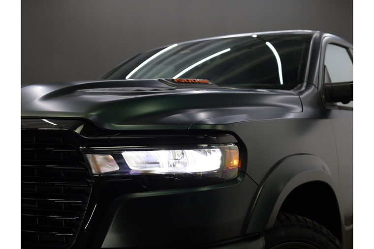 Vehicle Image 36