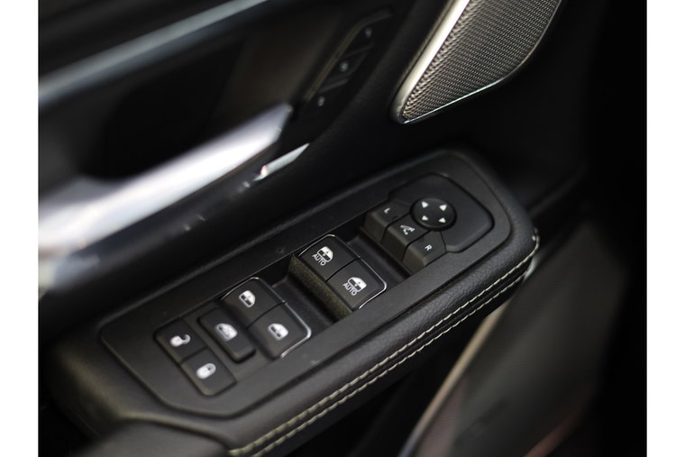 Vehicle Image 45