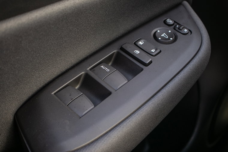 Vehicle Image 36