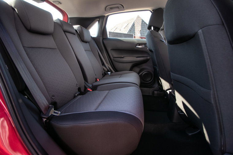 Vehicle Image 7