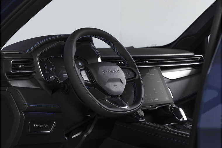 Vehicle Image 16