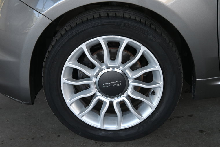 Vehicle Image 15